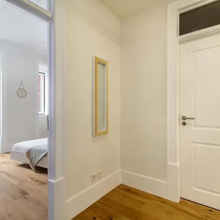 Modern Flat In Downtown Lisbon By Lovelystay Exterior foto