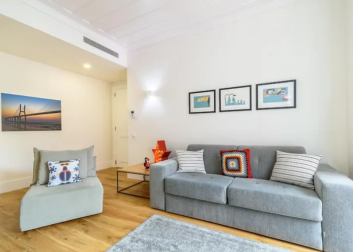 Modern Flat In Downtown Lisbon By Lovelystay